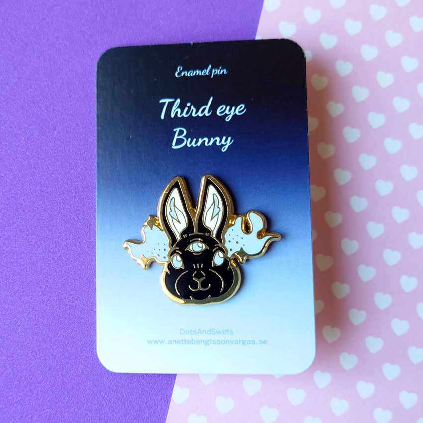 Third eye bunny - Enamel pin